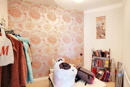 1 bedroom Flat to let in Parkhouse Court, Hatfield, AL10
