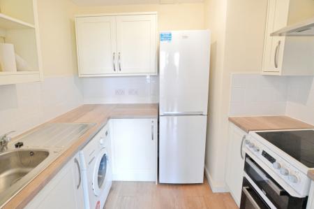 1 bedroom Flat to let in Upper Lattimore Road, St Albans, AL1