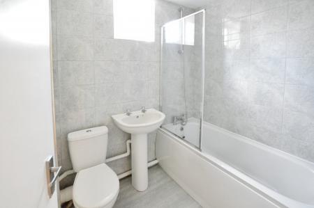 1 bedroom Flat to let in Upper Lattimore Road, St Albans, AL1