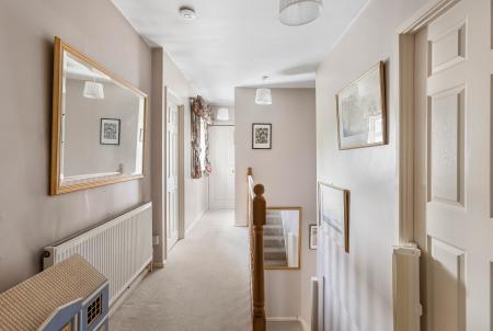4 bedroom Detached house for sale in Napsbury Lane, St Albans, AL1