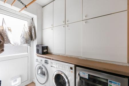 4 bedroom Detached house for sale in Napsbury Lane, St Albans, AL1