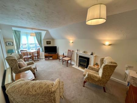 1 bedroom Flat for sale in Beaumonds Hatfield Road, St Albans, AL1
