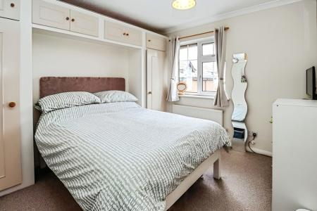 1 bedroom House to let in Tilsworth Walk, St Albans, AL4