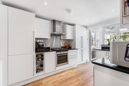 3 bedroom Chalet for sale in Driftwood Avenue, St Albans, AL2