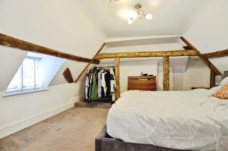 1 bedroom Duplex to let in George Street, St Albans, AL3