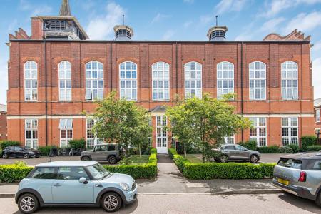 1 bedroom Flat for sale in Beningfield Drive, London Colney, AL2
