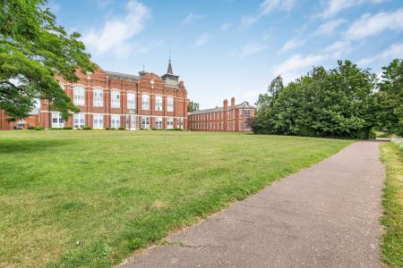 1 bedroom Flat for sale in Beningfield Drive, London Colney, AL2