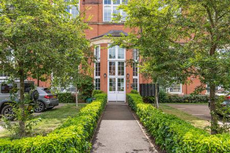 1 bedroom Flat for sale in Beningfield Drive, London Colney, AL2