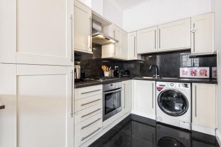 1 bedroom Flat for sale in Beningfield Drive, London Colney, AL2