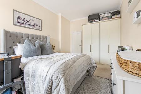 1 bedroom Flat for sale in Beningfield Drive, London Colney, AL2