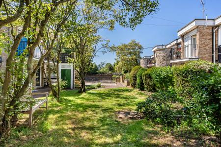 2 bedroom Maisonette for sale in Sopwell Lane, St Albans, AL1
