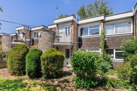 2 bedroom Maisonette for sale in Sopwell Lane, St Albans, AL1