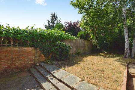 1 bedroom House share to let in Edward Close, St Albans, AL1