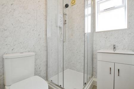 1 bedroom House share to let in Edward Close, St Albans, AL1