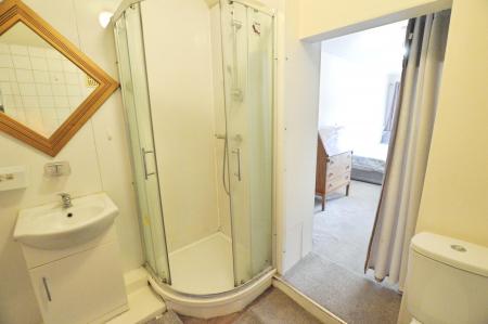 1 bedroom House share to let in Edward Close, St Albans, AL1