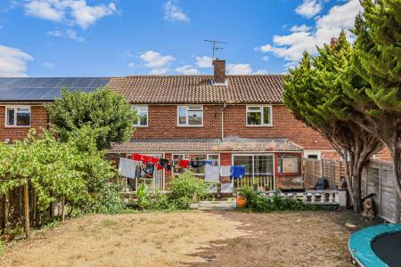 4 bedroom Terraced House for sale in Wallingford Walk, St Albans, AL1
