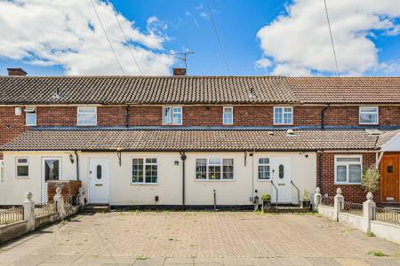 Wallingford Walk, St Albans, AL1