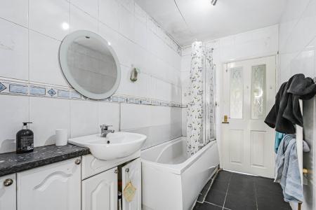 4 bedroom Terraced House for sale in Wallingford Walk, St Albans, AL1
