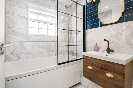 4 bedroom Detached house for sale in Eskdale, London Colney, AL2