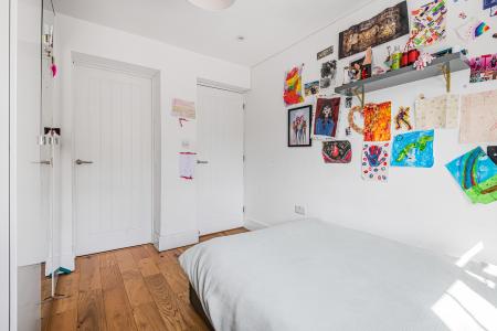 4 bedroom Detached house for sale in Eskdale, London Colney, AL2