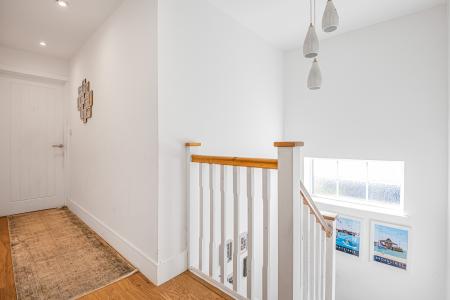 4 bedroom Detached house for sale in Eskdale, London Colney, AL2