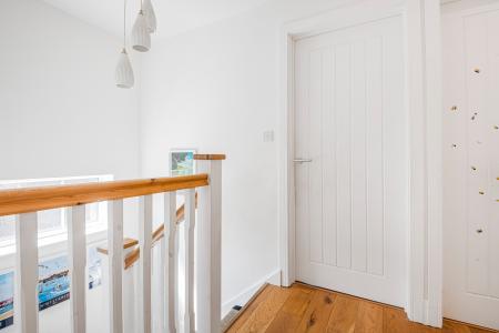 4 bedroom Detached house for sale in Eskdale, London Colney, AL2