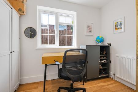 4 bedroom Detached house for sale in Eskdale, London Colney, AL2