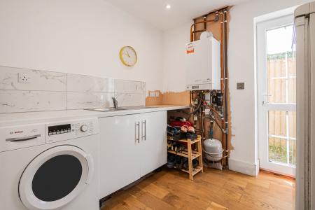 4 bedroom Detached house for sale in Eskdale, London Colney, AL2