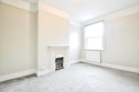 2 bedroom Maisonette to let in Hatfield Road, St Albans, AL1