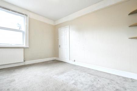 2 bedroom Maisonette to let in Hatfield Road, St Albans, AL1