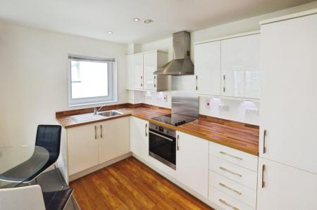 2 bedroom Flat to let in Charrington Place, St Albans, AL1