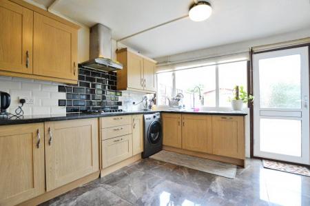 3 bedroom House to let in Cotlandswick, London Colney, AL2