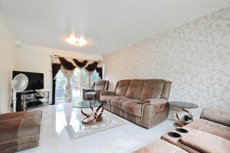3 bedroom House to let in Cotlandswick, London Colney, AL2