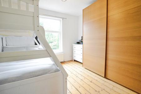 4 bedroom Semi-detached house to let in Cornwall Road, St Albans, AL1