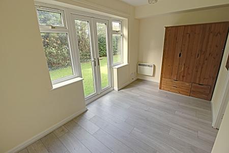 1 bedroom Ground floor maisonette to let in Middlefield, Hatfield, AL10