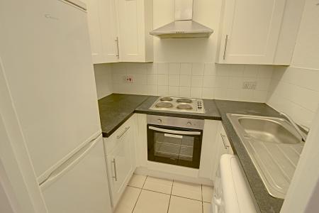1 bedroom Ground floor maisonette to let in Middlefield, Hatfield, AL10