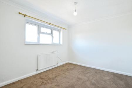 4 bedroom Duplex to let in Deerswood Avenue, Hatfield, AL10