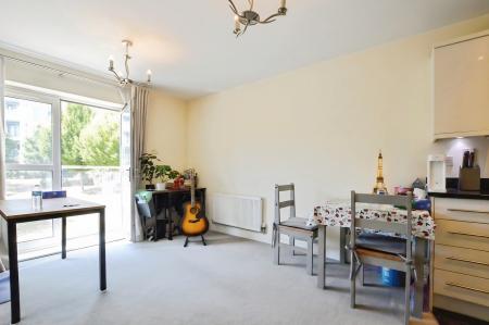1 bedroom Flat to let in Charrington Place, St Albans, AL1