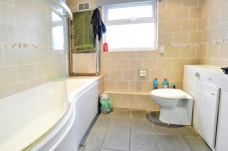 3 bedroom Terraced House to let in North Cottages, St Albans, AL2