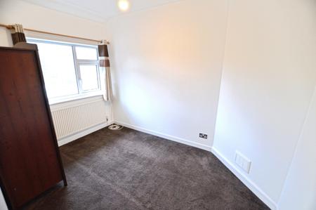 3 bedroom Terraced House to let in North Cottages, St Albans, AL2