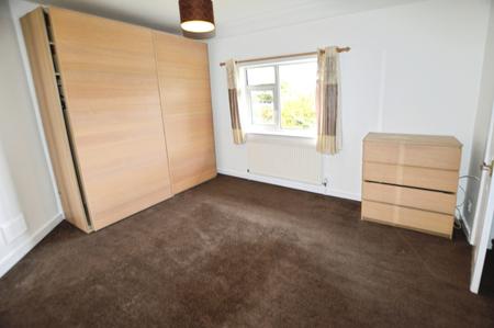 3 bedroom Terraced House to let in North Cottages, St Albans, AL2