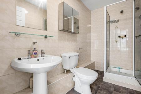 2 bedroom Flat for sale in Lansdowne Place London Road, St Albans, AL1