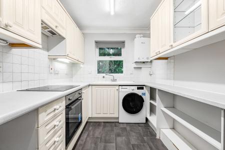 2 bedroom Flat for sale in Lansdowne Place London Road, St Albans, AL1