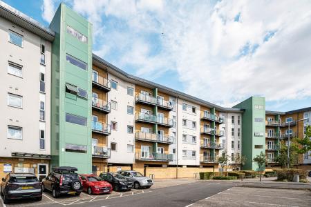 Parkhouse Court, Hatfield, AL10