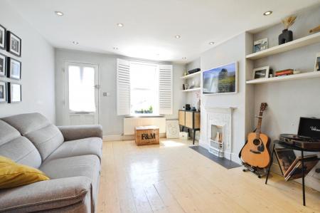 2 bedroom Terraced House for sale in Bedford Road, St Albans, AL1