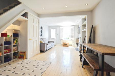 2 bedroom Terraced House for sale in Bedford Road, St Albans, AL1