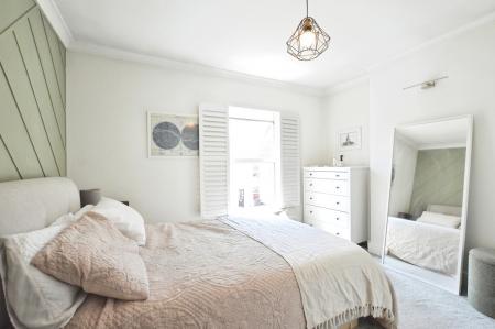 2 bedroom Terraced House for sale in Bedford Road, St Albans, AL1