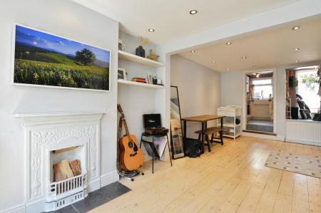 2 bedroom Terraced House for sale in Bedford Road, St Albans, AL1
