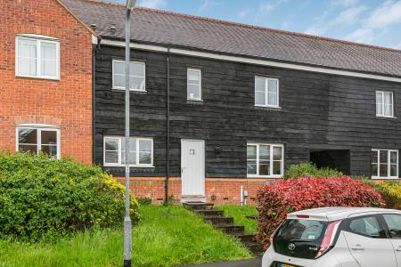 3 bedroom House to let in Wynches Farm Drive, St Albans, AL4