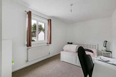 3 bedroom House to let in Wynches Farm Drive, St Albans, AL4